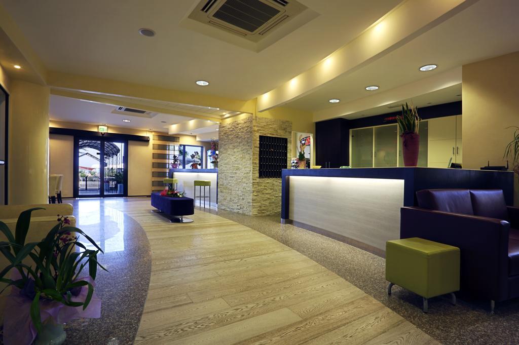 Hotel Gardenia Rimini Exterior foto